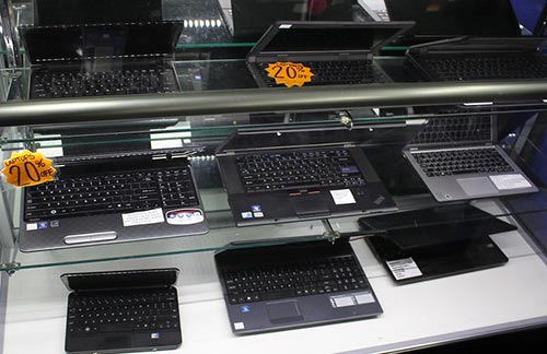 Computers and laptops in Azusa, California