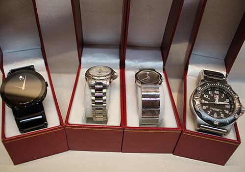 Watches are always the best choice to gift for your loved ones 