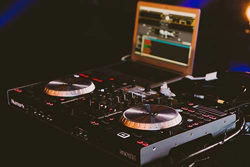 DJ Monitors in Azusa, California
