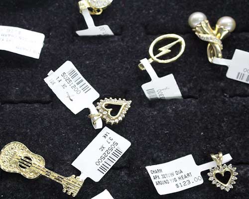 Best place to buy, sell or pawn golden jewelry near Arcadia, California